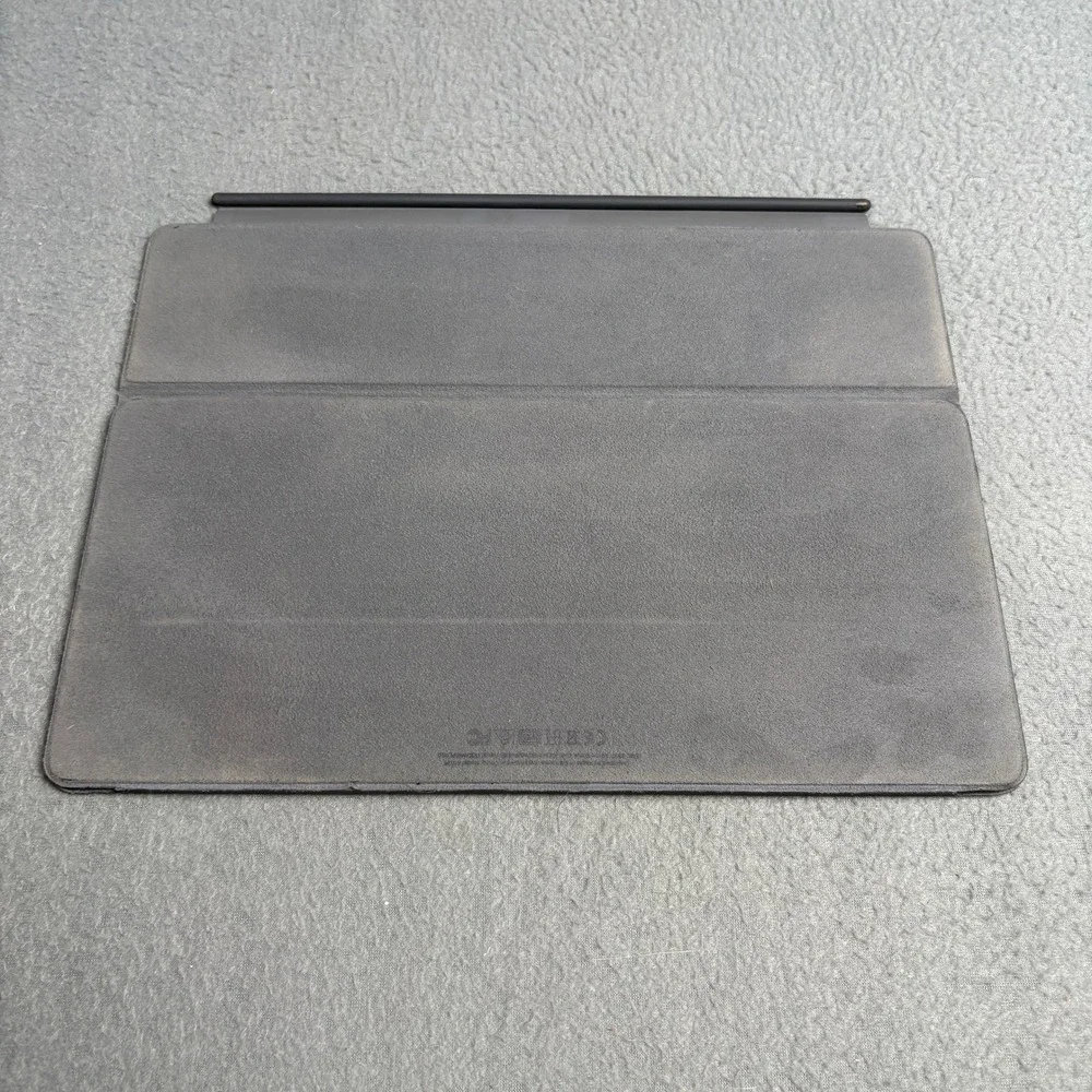 Apple smart keyboard